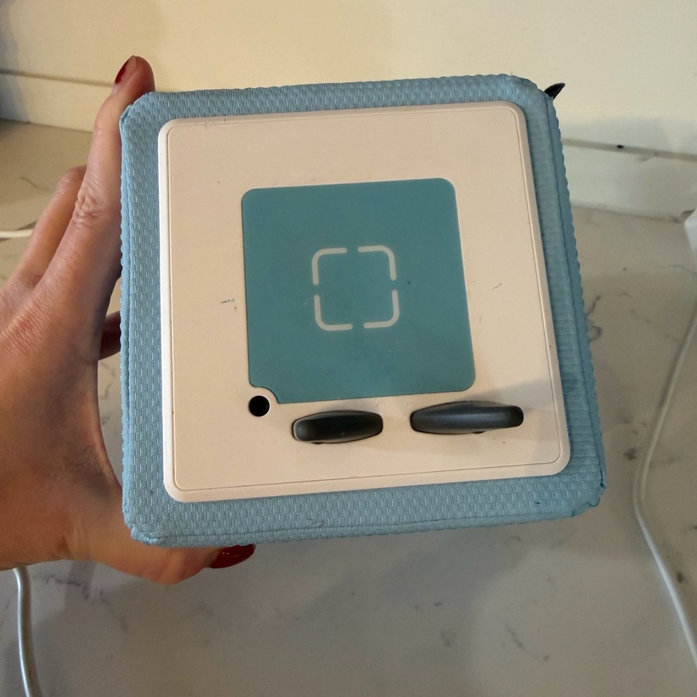 Toniebox Kid Friendly Music Box. Light Blue | Child Safe | EUC - Picture 4 of 7